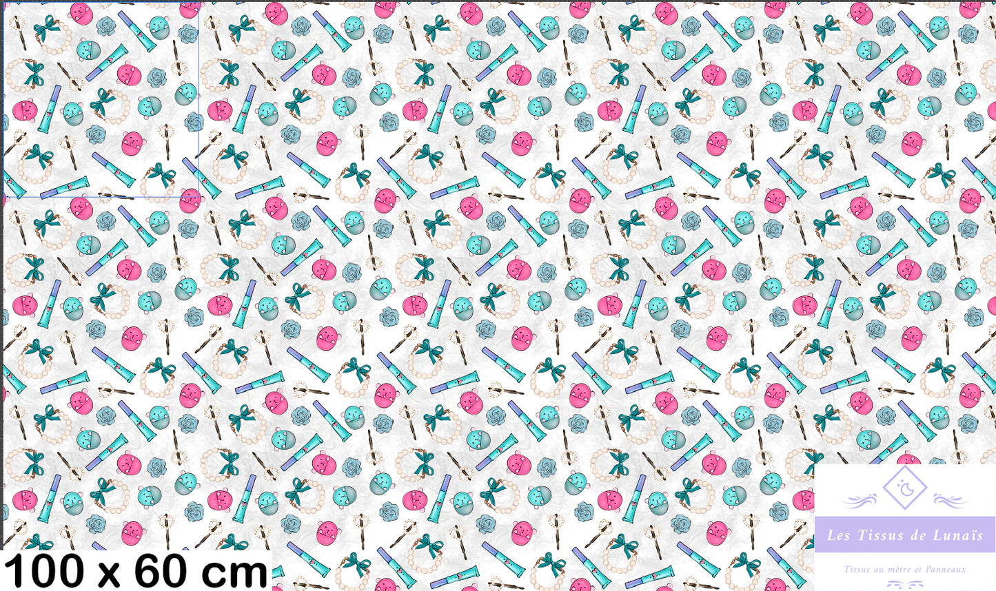 Tissu au mètre 327 femme mode fashion girly beauté - Disponible en 9 matières - Vendu par multiple de 50 cm