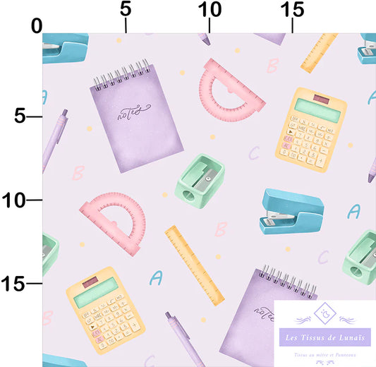 Tissu 483 école, scolaire, maîtresse, maître, ATSEM, au mètre - Disponible en 9 matières - Vendu par multiple de 50 cm